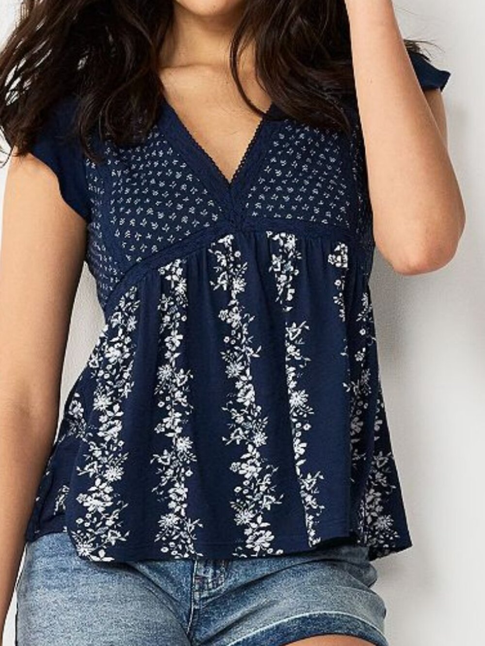 Junior's SO Peplum Flutter Sleeve V-Neck Top - Navy Floral - X-Small - NWT